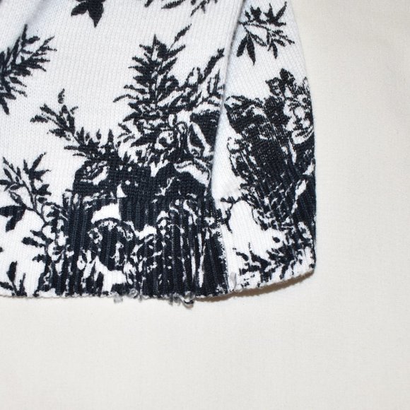 Vintage Croft & Barrow Black & White Cardigan - Picture 3 of 6